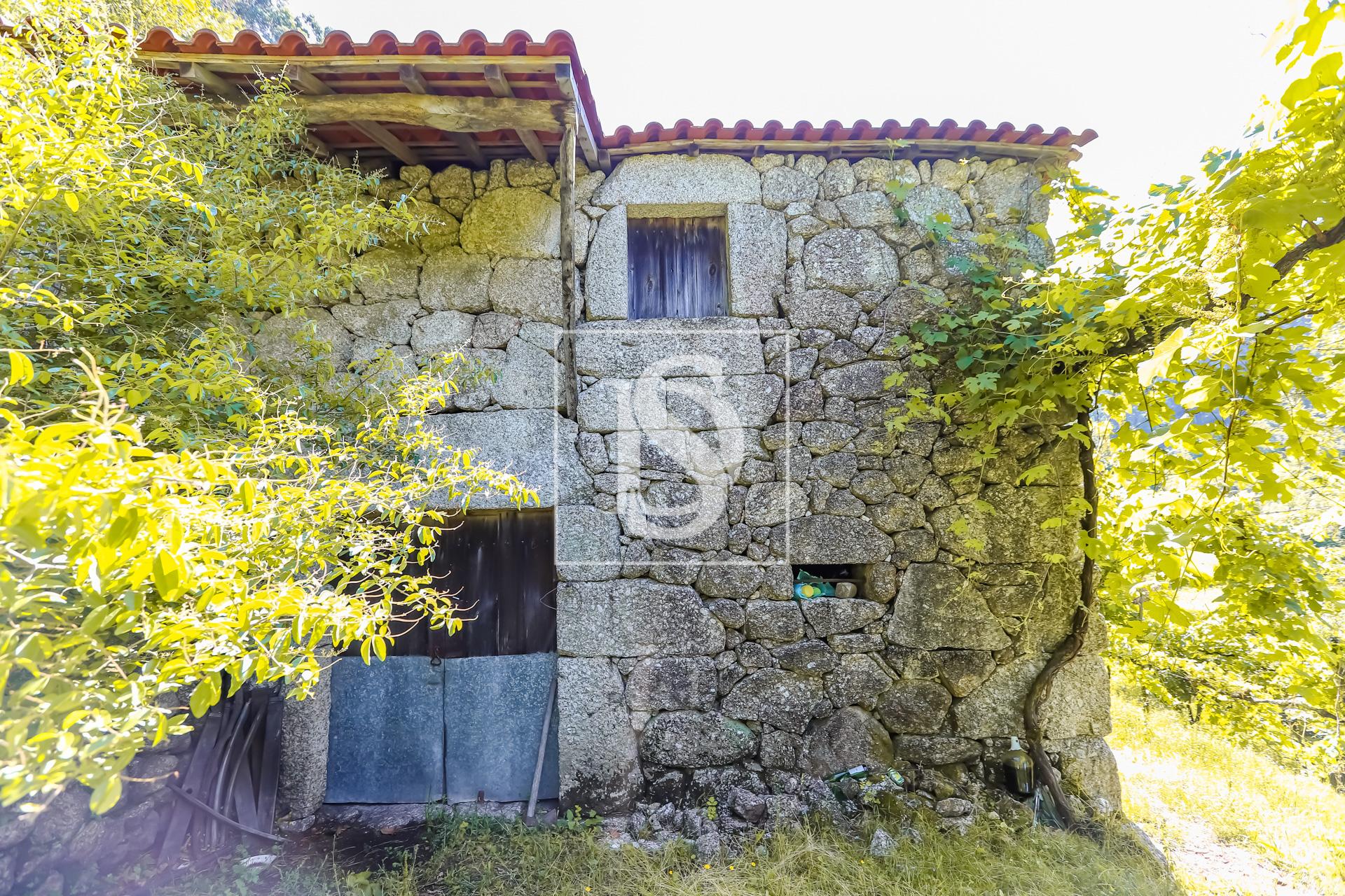 Moradia para Restaurar T2