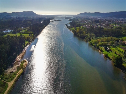 Moradia para Restaurar T5