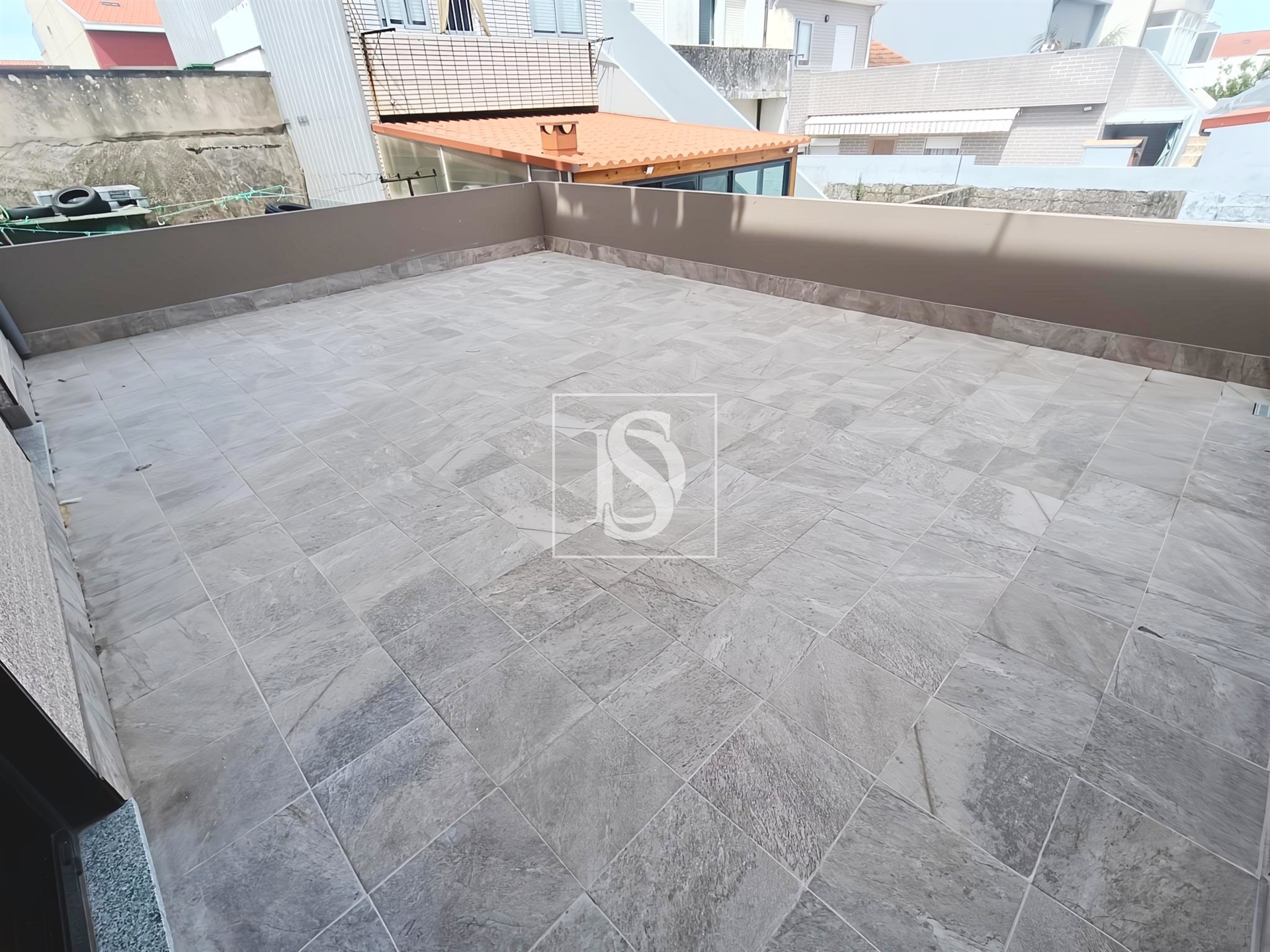 Apartamento T2, Totalmente Renovado, em Vila do Conde