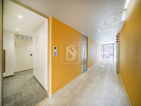 Apartamento T0 Novo Mobilado | Boavista, Porto
