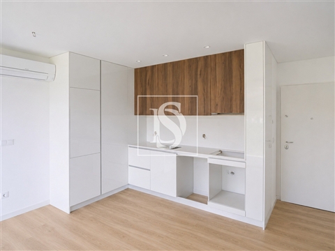 Apartamento T1, Novo, em fase final de acabamentos — Barcelos