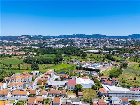 Conjunto de Pavilhões Industriais para Reabilitação | Parada de Tibães – Braga