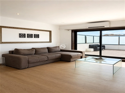 Arrendamento | Exclusivo T4 Duplex na 1.ª Linha de Mar | Aver-o-Mar