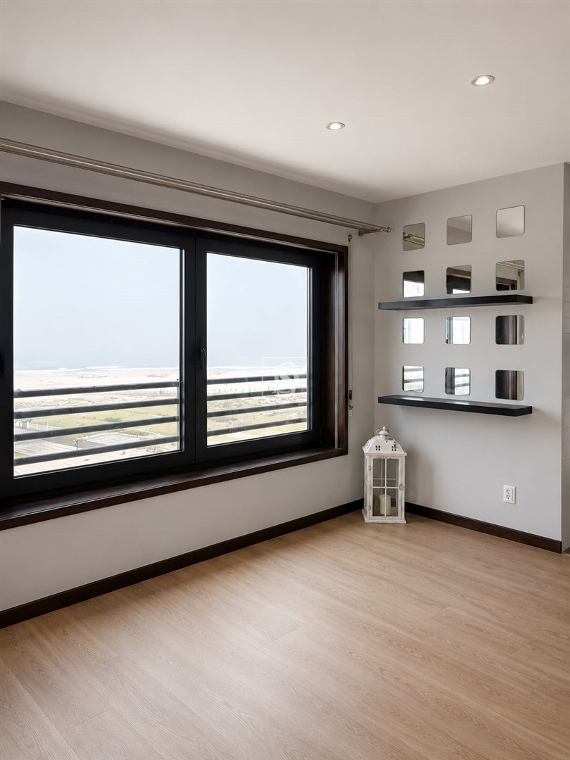 Arrendamento | Exclusivo T4 Duplex na 1.ª Linha de Mar | Aver-o-Mar