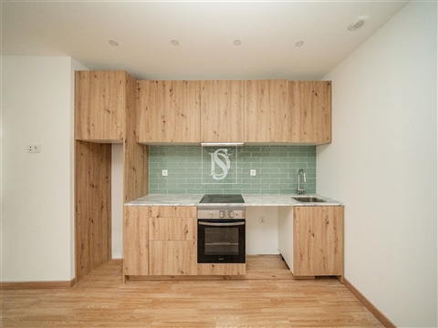 T2, Totalmente Remodelado, em Fermentões, Guimarães, com 76 m²