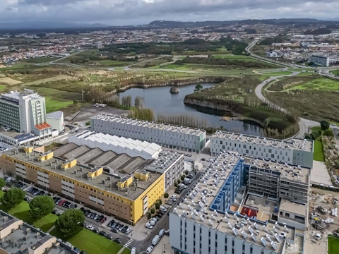 T3 como NOVO, MOBILADO e Equipado, junto ao Hospital da Luz