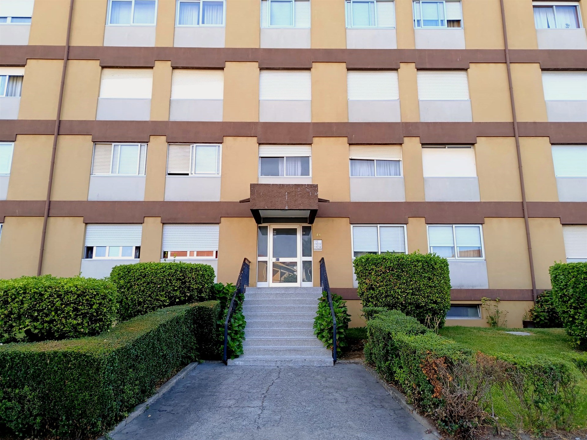 Apartamento T3 junto estação de metro Senhora da Hora