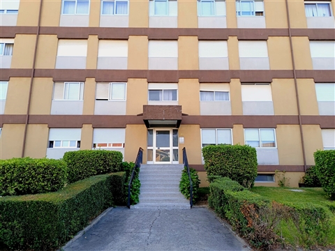 Apartamento T3 junto estação de metro Senhora da Hora