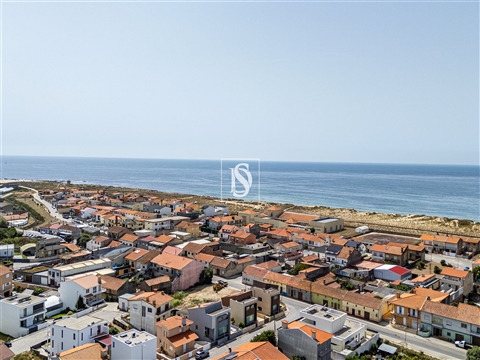 Praia da Barranha | Moradia T3, Independente, em Aguçadoura